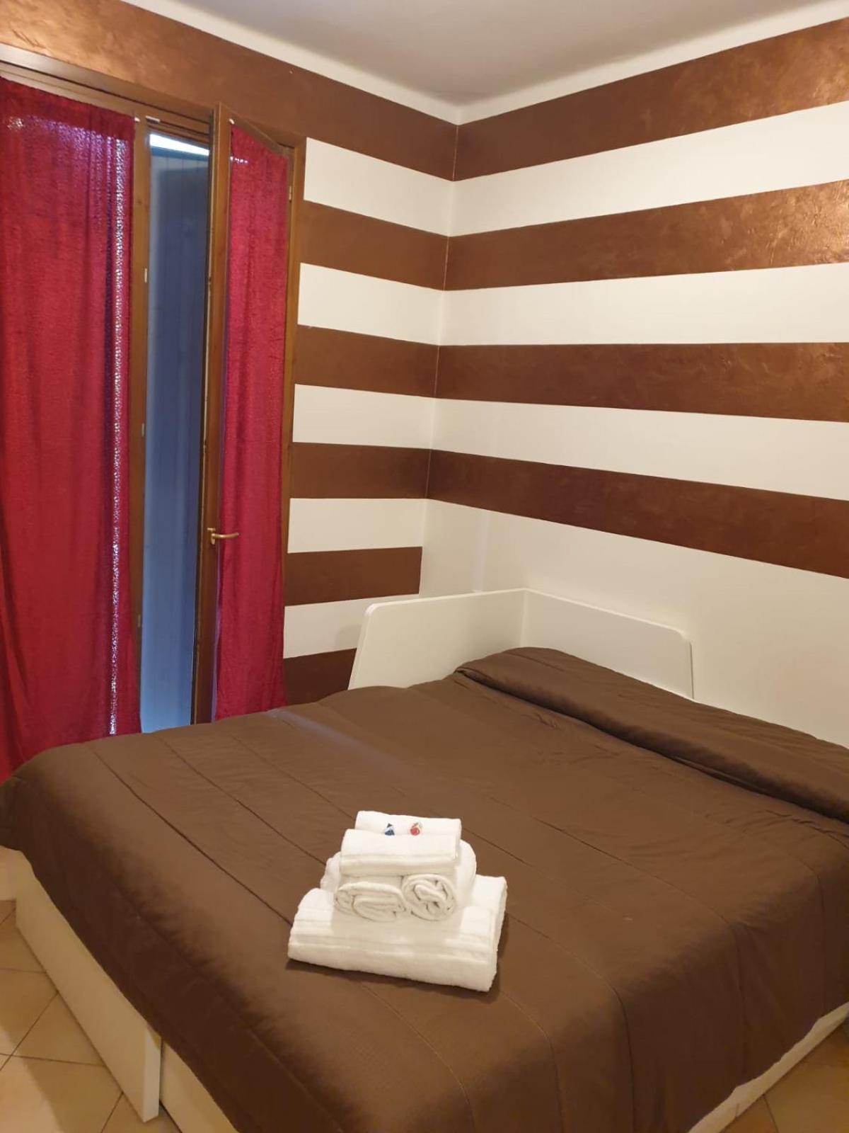 Salotto "900Strati" Hotel แบร์กาโม ภายนอก รูปภาพ